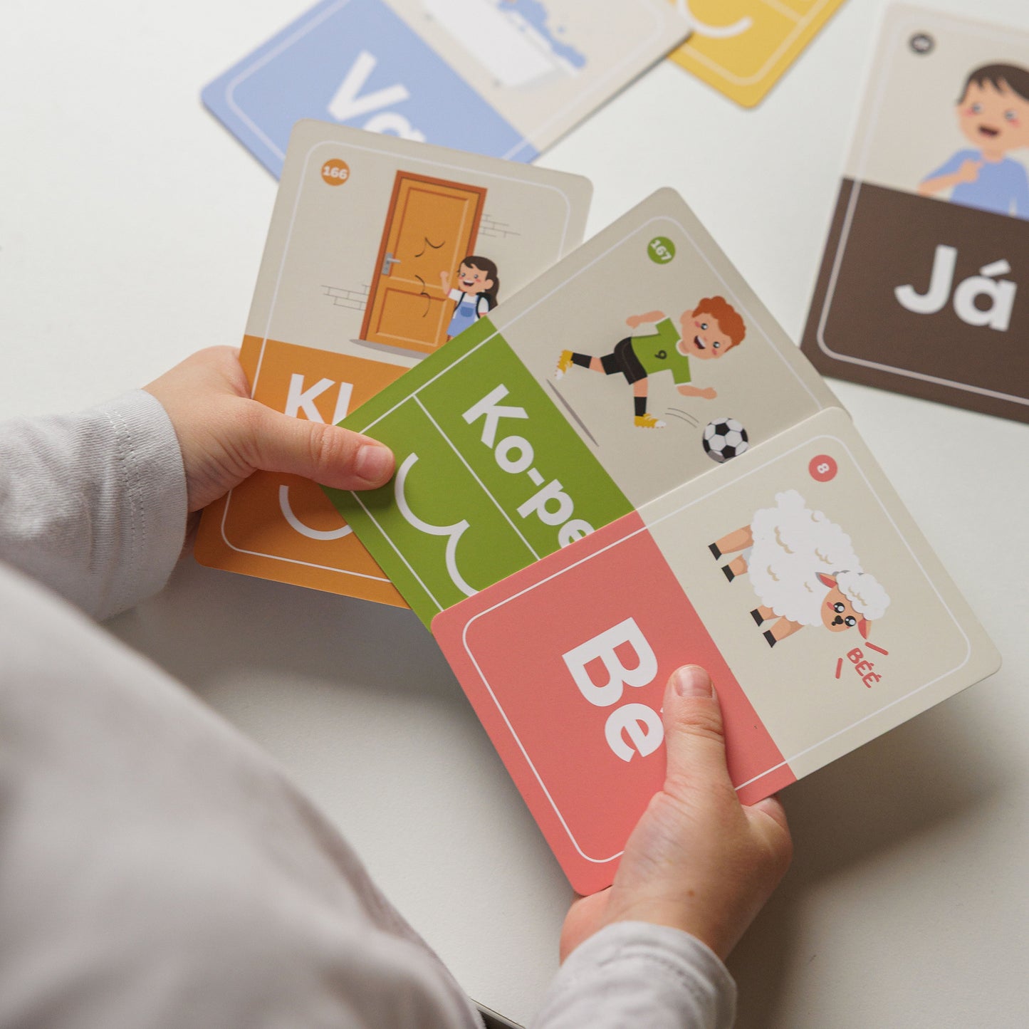 Žvatlačky I. – Od slabik k prvním slovům